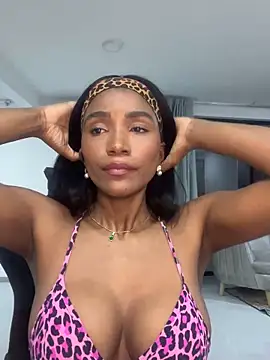 Snapshot of Jessie-pradoo chatting on 12.03.24 Jessie-pradoo online show from 12.03.24