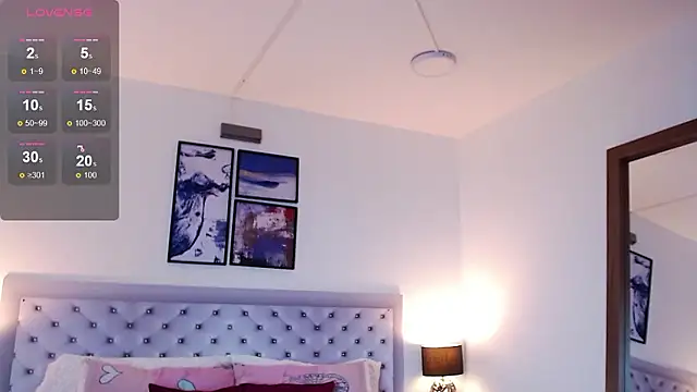 sarascottt online show from 01.09.26