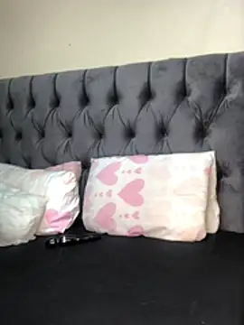 Anaelle24 online show from 06.25.26