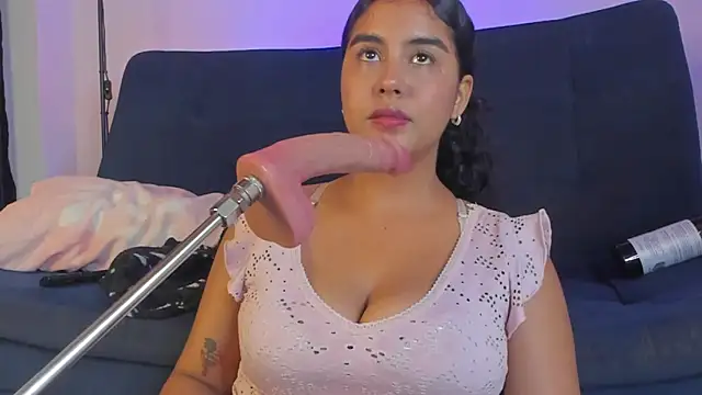 Snapshot of swetty_loverss chatting on 10.22.25 swetty loverss online show from 10.22.25