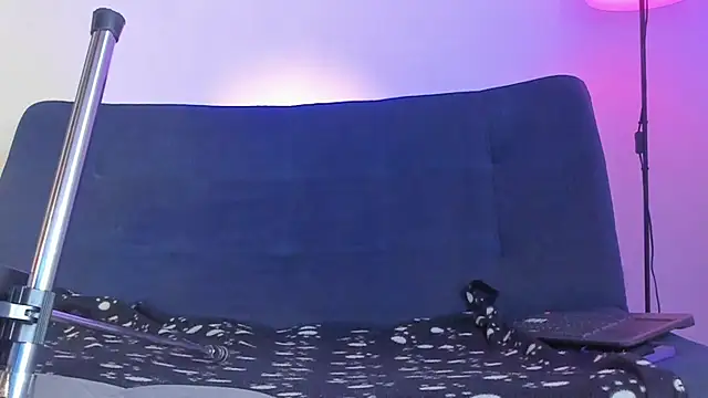 Snapshot of swetty_loverss chatting on 10.25.25 swetty loverss online show from 10.25.25