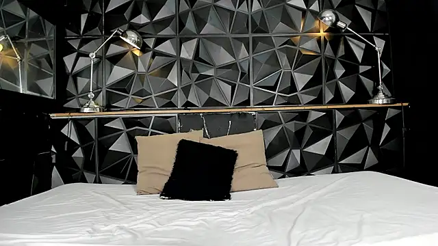 danielclarton1 online show from 01.05.25