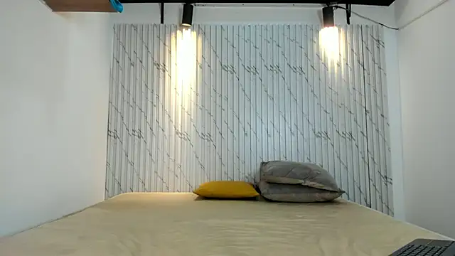 danielclarton1 online show from 01.23.25