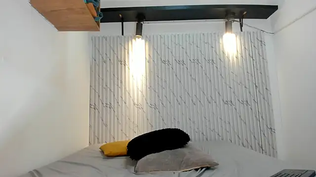 danielclarton1 online show from 01.28.25