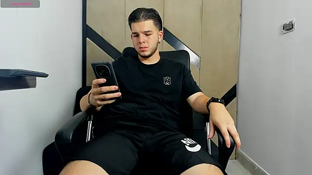 danielclarton1 online show from 01.30.25