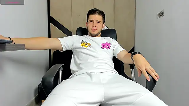 danielclarton1 online show from 02.01.25