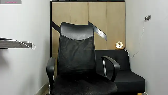 danielclarton1 online show from 02.02.25