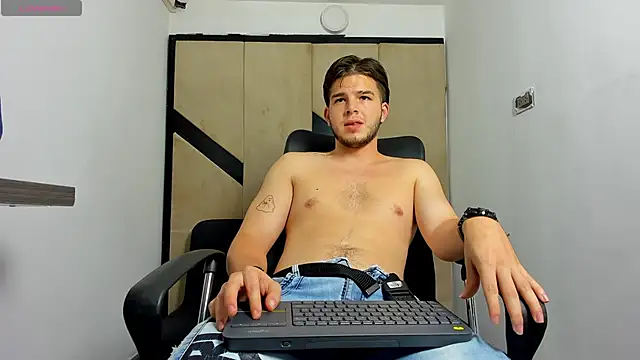 danielclarton1 online show from 02.03.25