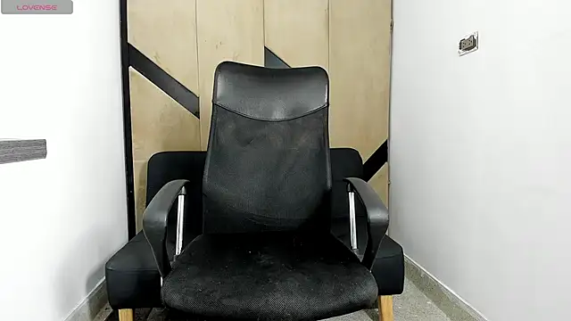 danielclarton1 online show from 02.04.25