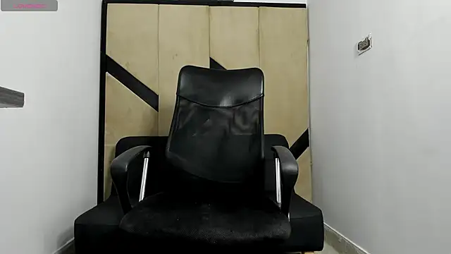 danielclarton1 online show from 02.05.25