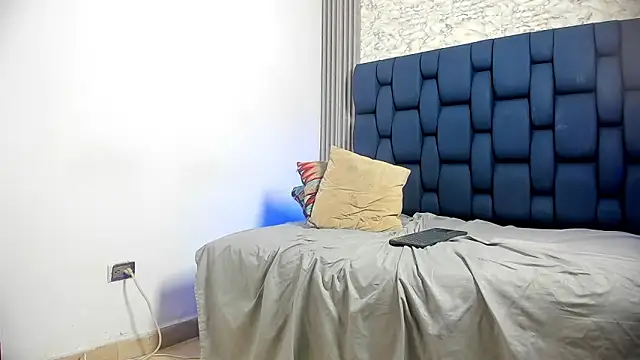 danielclarton1 online show from 02.12.25