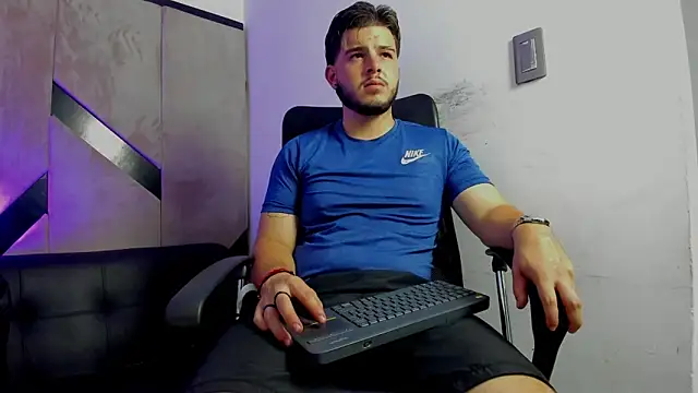 danielclarton1 online show from 09.23.25