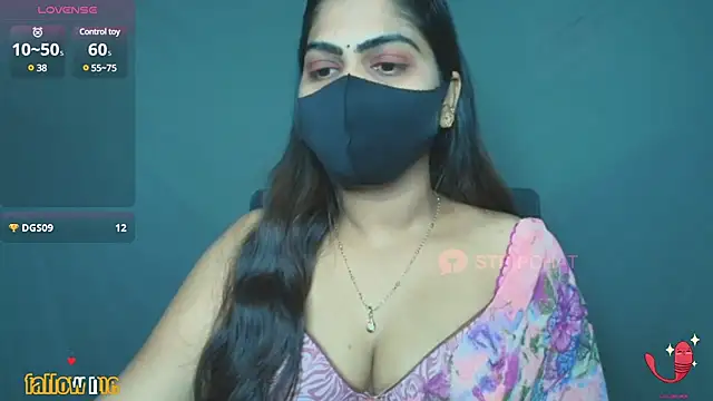 Snapshot of sameeksha_9 chatting on 02.05.25 sameeksha 9 online show from 02.05.25