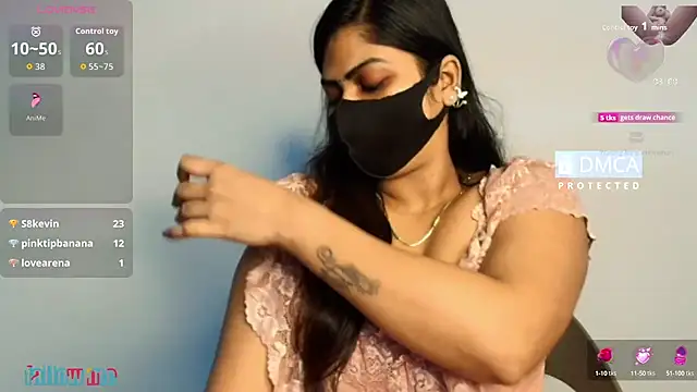 Snapshot of sameeksha_9 chatting on 10.13.25 sameeksha 9 online show from 10.13.25