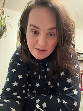 Quinnrose0420 online show from 02.25.25