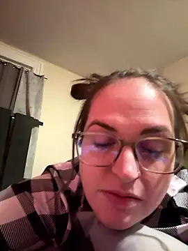 Quinnrose0420 online show from 01.18.26