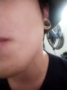 Xtrem3HARDxxx online show from 01.03.25