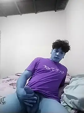 Xtrem3HARDxxx online show from 02.12.25