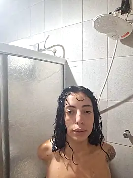 Snapshot of Sweet-diamondxxx chatting on 11.06.25 Sweet-diamondxxx online show from 11.06.25