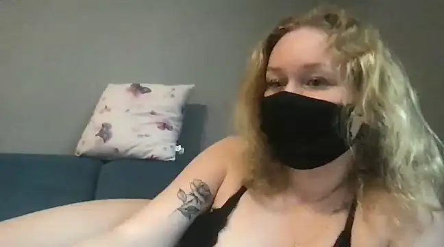 DirtyAlexIs online show from 12.04.24