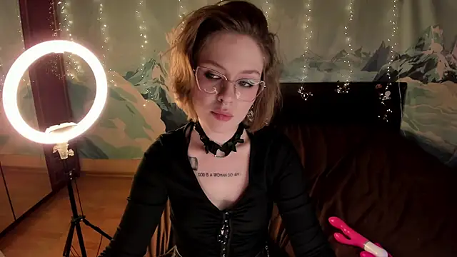 Natural pussy online show from 01.25.25