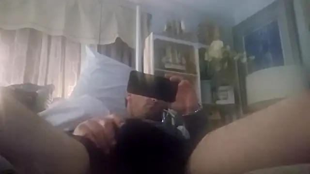 Snapshot of blairfrancis chatting on 10.23.25 blairfrancis online show from 10.23.25