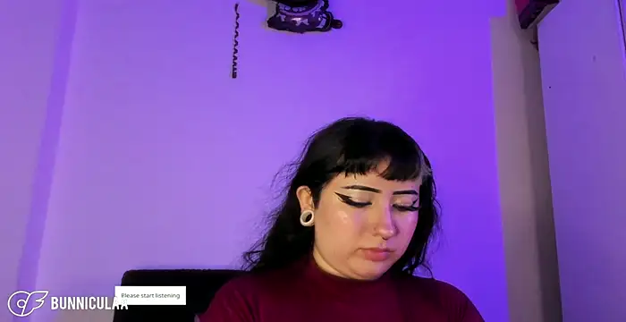 larissa01  online show from 03.25.26