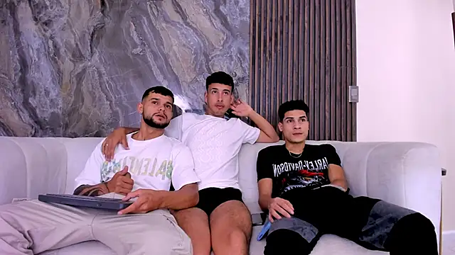 hot day online show from 03.20.25