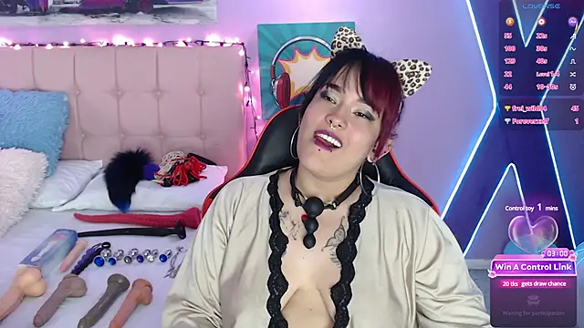 Ruby Skywalker  online show from 12.27.24