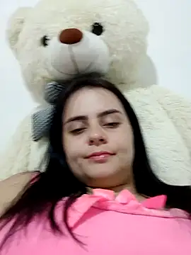 Im Amelia online show from 12.13.24