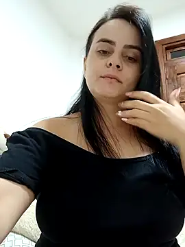 Im Amelia online show from 12.18.24