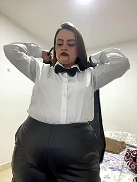 Snapshot of Im_Amelia chatting on 10.30.25 Im Amelia online show from 10.30.25