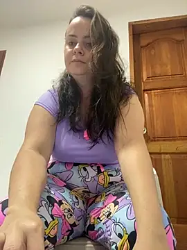 Snapshot of Im_Amelia chatting on 11.08.25 Im Amelia online show from 11.08.25