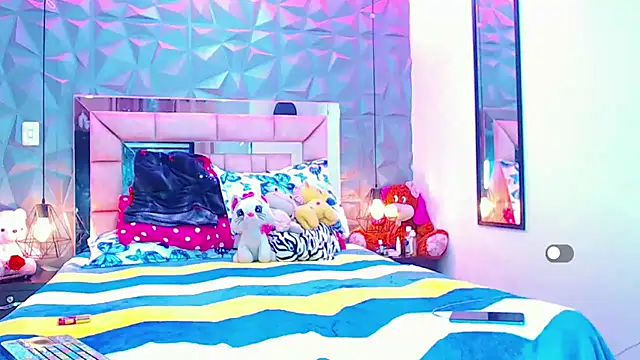 Snapshot of Doll_IvannaTs chatting on 01.27.25 Doll IvannaTs online show from 01.27.25