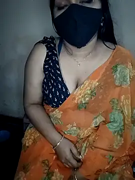 Snapshot of midhly chatting on 12.08.24 midhly online show from 12.08.24