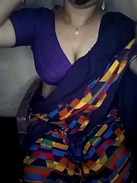 Snapshot of midhly chatting on 01.27.25 midhly online show from 01.27.25