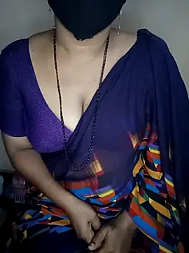 Snapshot of midhly chatting on 02.17.25 midhly online show from 02.17.25