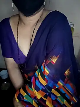 Snapshot of midhly chatting on 02.18.25 midhly online show from 02.18.25