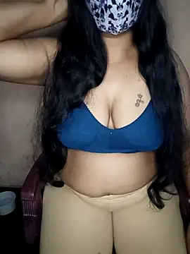 Snapshot of midhly chatting on 02.21.25 midhly online show from 02.21.25