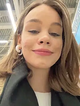 Snapshot of Street_young chatting on 01.16.25 Street young online show from 01.16.25