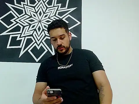  CHRIS-DENNIS  online show from 04.03.26