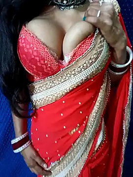 Snapshot of Savita_hotmom chatting on 03.05.26 Savita hotmom online show from 03.05.26