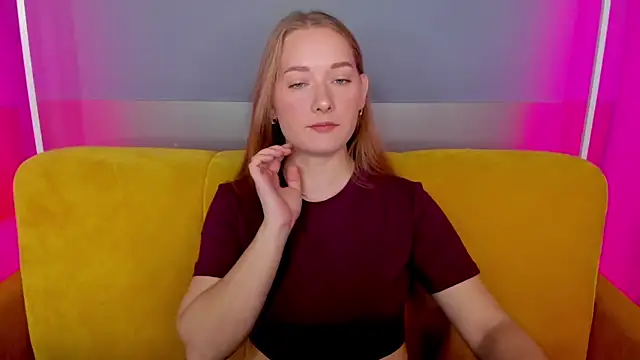 Snapshot of AlinaVice chatting on 10.01.25 AlinaVice online show from 10.01.25