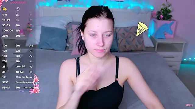 SarahStanley online show from 03.13.25