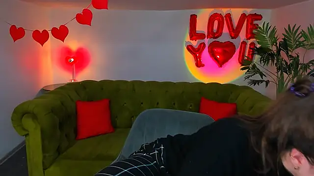  Sun Shy  online show from 02.20.25