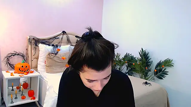  Sun Shy  online show from 10.31.25