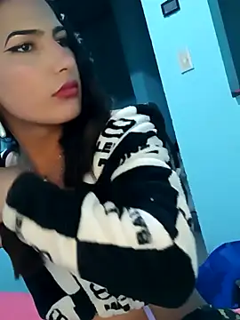 Lanna hott  online show from 12.08.24