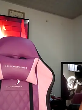 Lanna hott  online show from 11.20.25