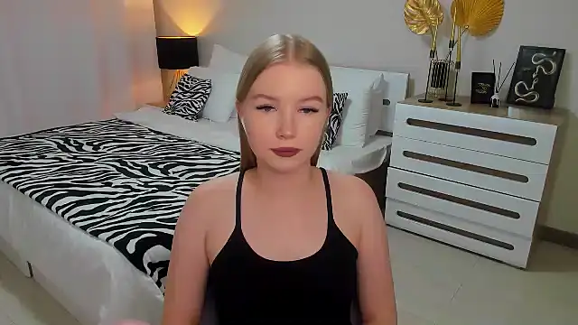 shy  lady online show from 01.31.25