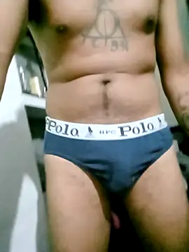 Snapshot of ale3J4a chatting on 12.22.24 ale3J4a online show from 12.22.24